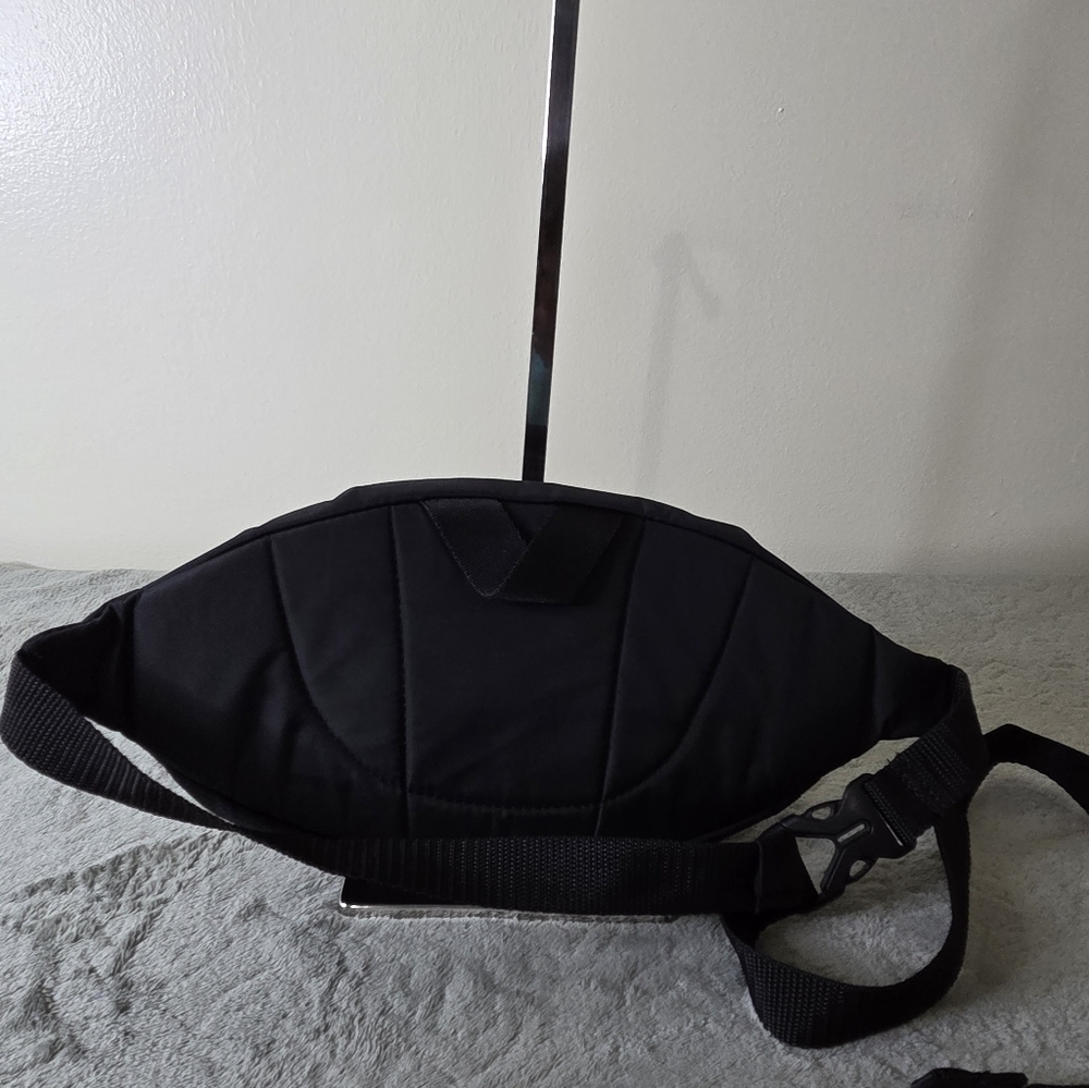 * Adidas Unisex Waist Pack Belt Workout Fitness Fannypack Crossbody Bag Black - Picture 10 of 15